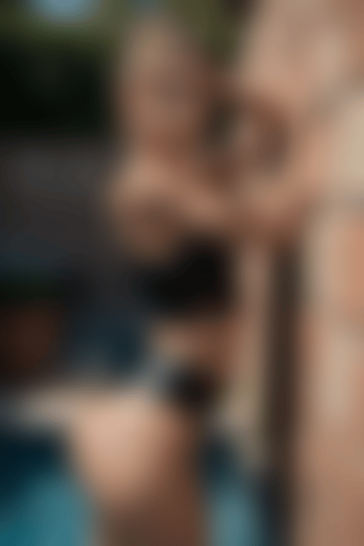 Eva Cook - Free AI Girlfriend and NSFW Chatbot at Krush.chat